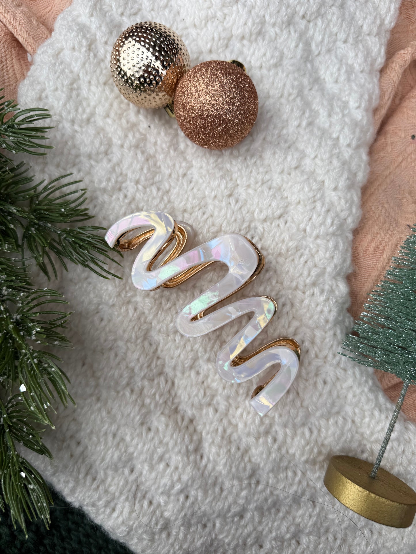 Opal Design Claw Clip