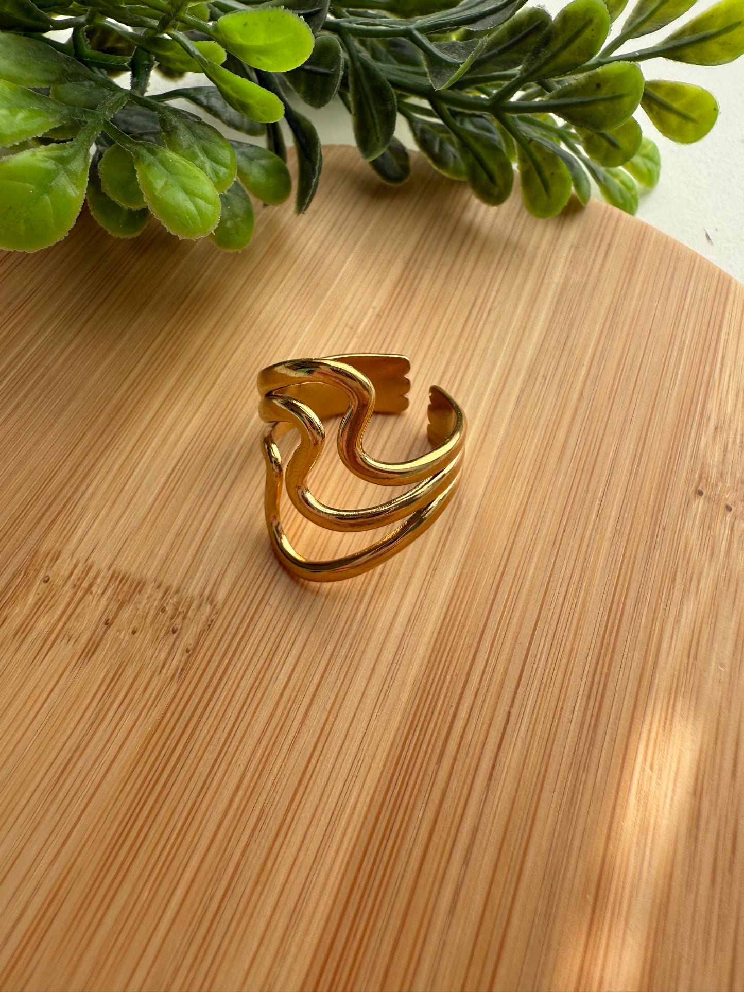 Large Abstract Ring