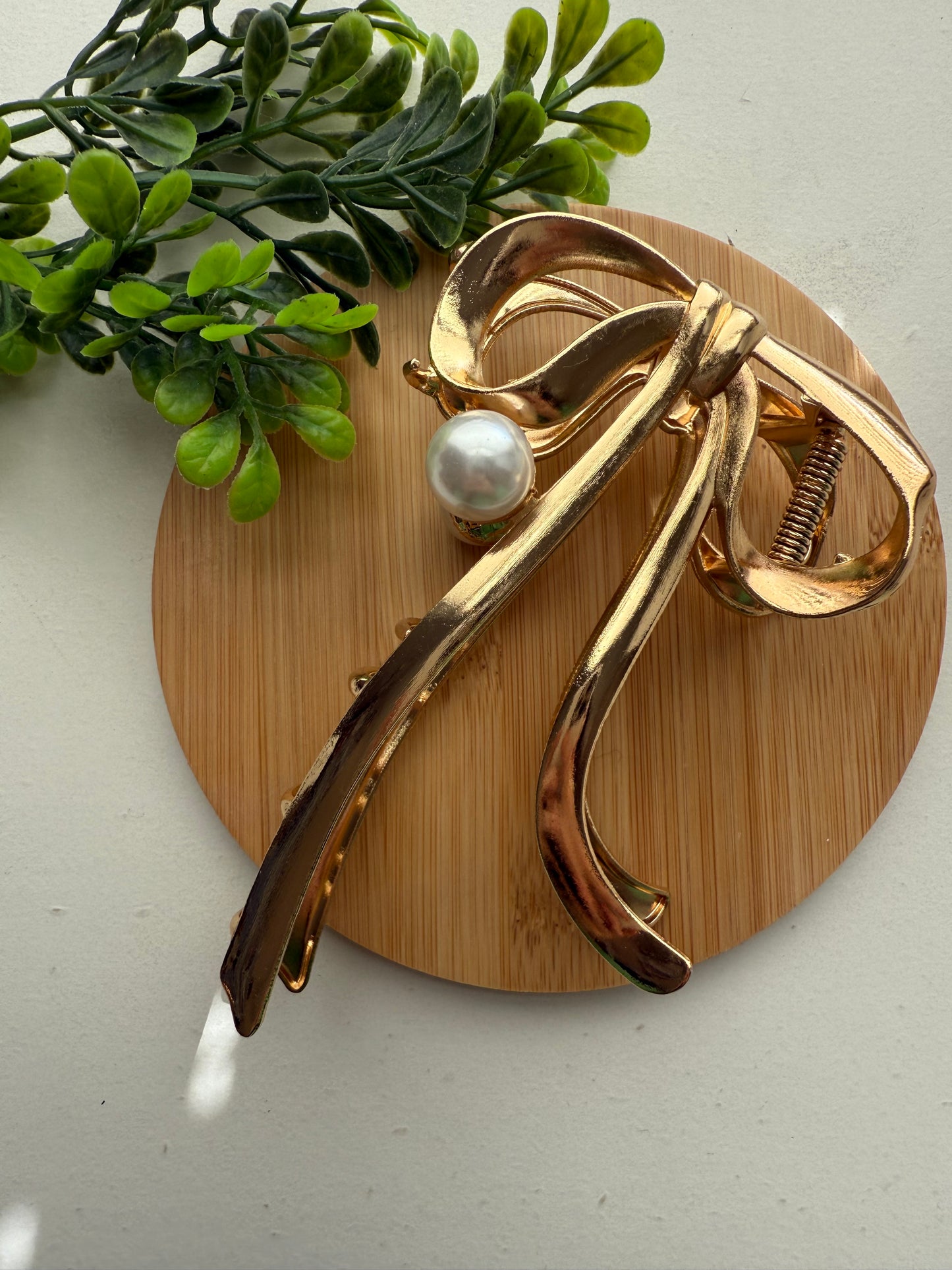 Gold Bow Clip